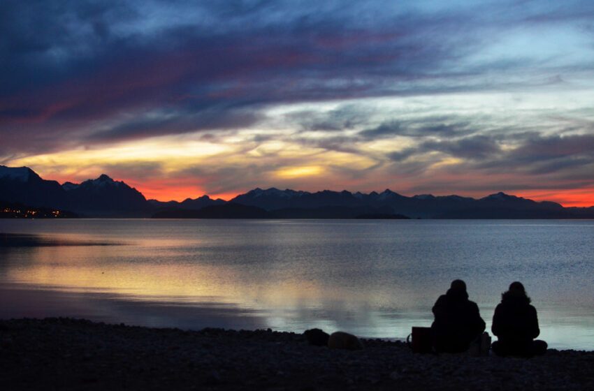  Atardecer sobre el Lago Nahuel Huapi