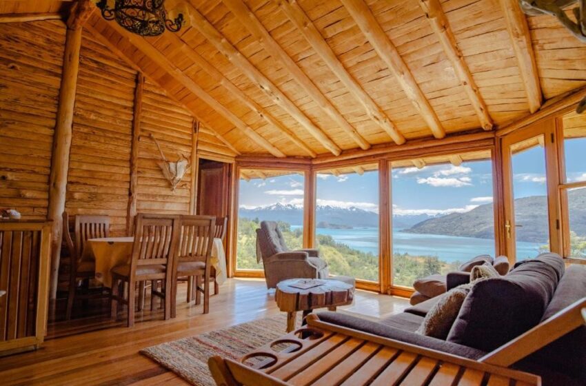  Mallín Colorado Ecolodge