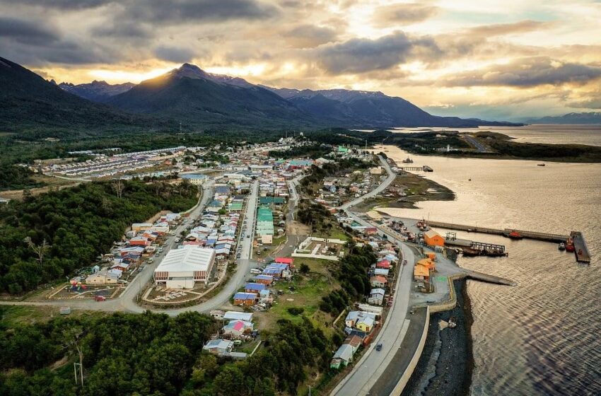 Puerto Williams